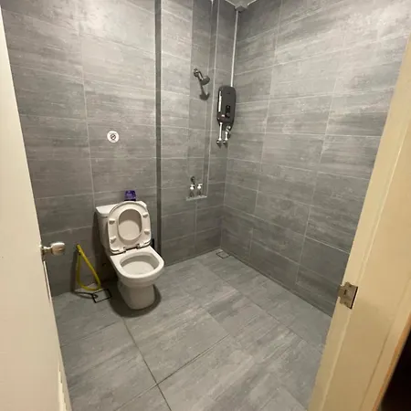 Kuching Vivacity Jazz Suite 3 Ym Homestay 3 Bedroom 2 Bathroom Exterior photo